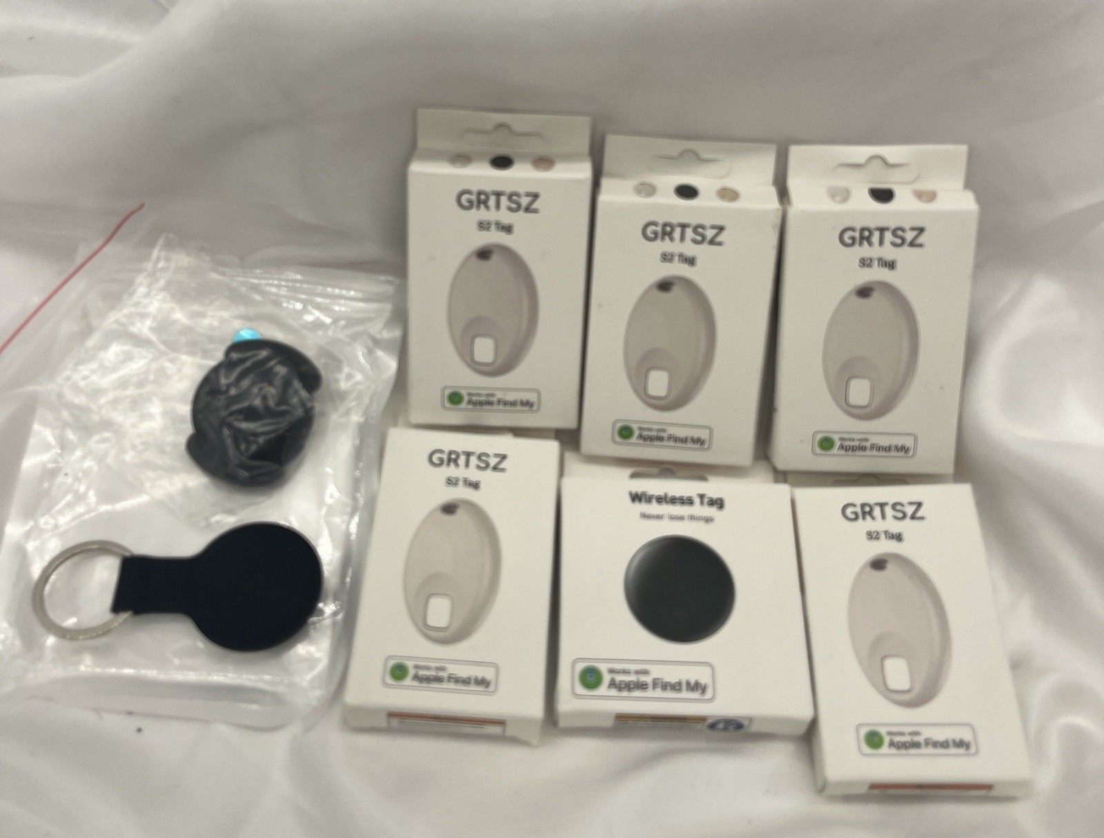 Wireless Tag ( Apple Find My ) Bundle Pack Of 6 New See Photos