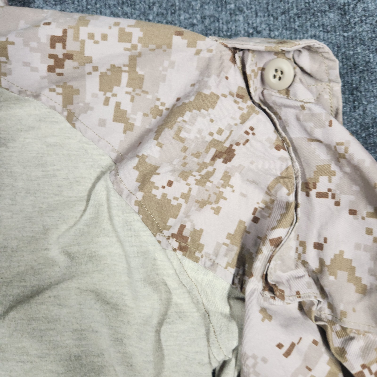 USMC Desert MARPAT FROG Combat Shirt Propper Medium Regular NOS Flame Resistant