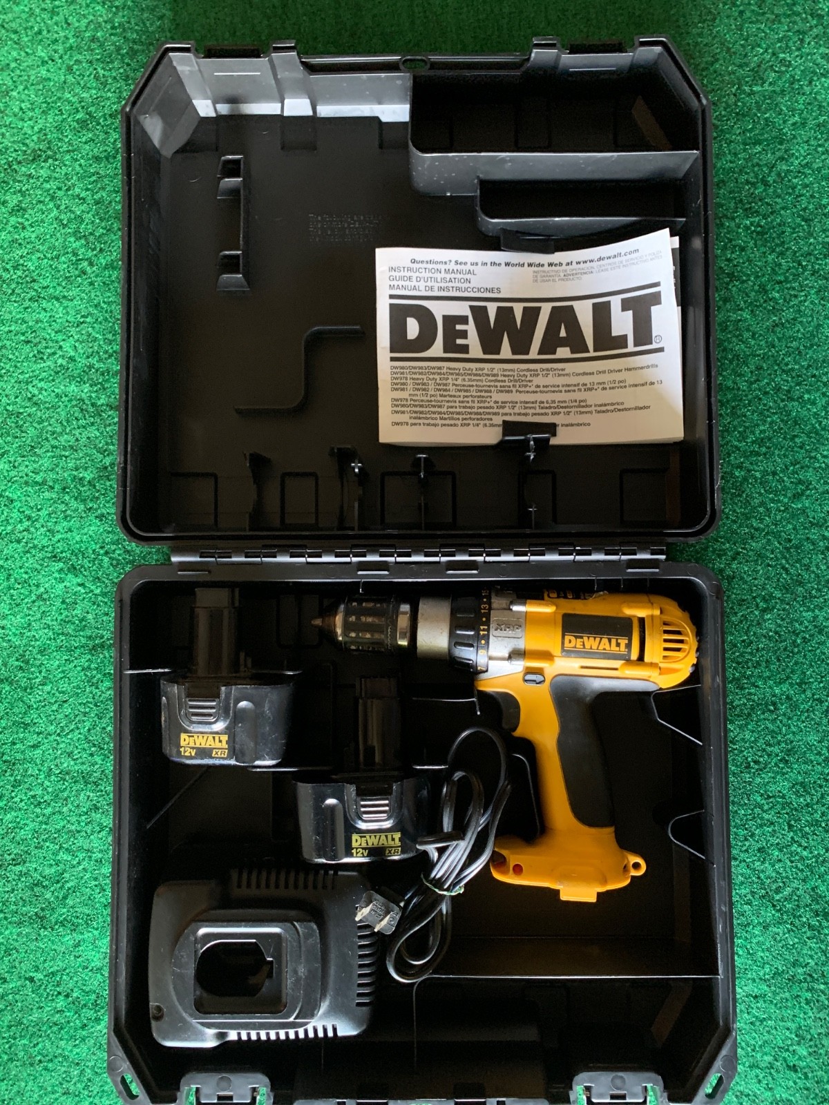 DEWALT XRP DW980 1/2” Cordless Hammer Drill/Driver With 2 Batteries, Charger,
