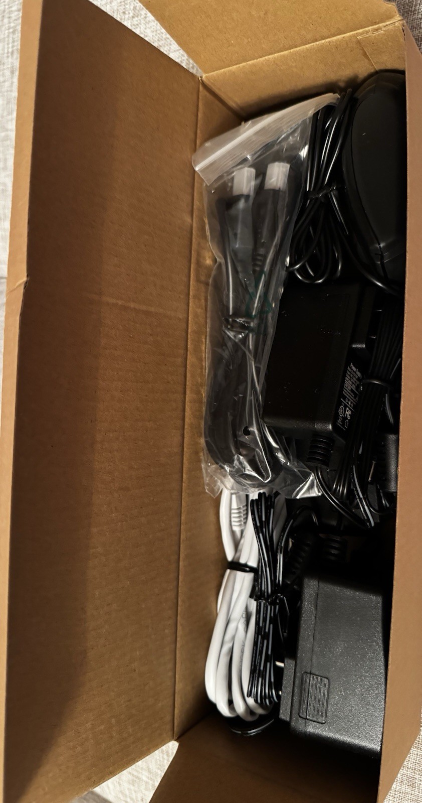 Wireless Security Camera System, 10CH 5MP NVR with 43MPCameras1TB HDDNightVision