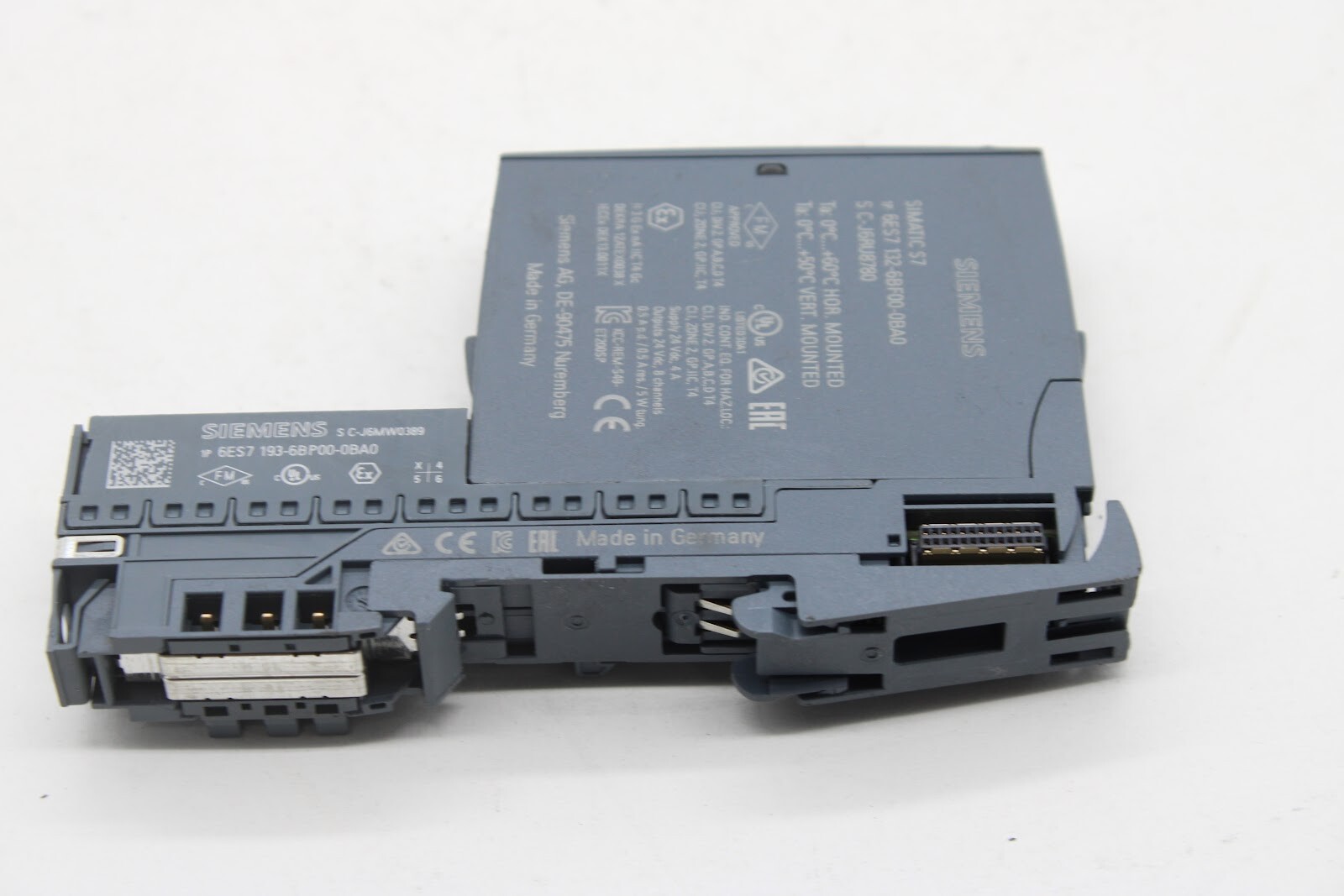 Siemens 6ES7132-6BF00-0BA0 ET200 PLC Digital Output Module + 6ES7 193-6BP00-0BA0