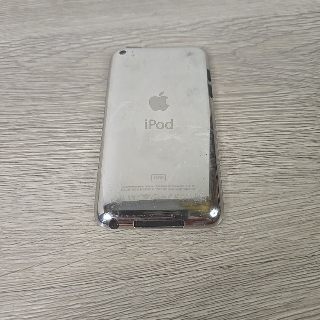 Apple iPod Touch A1367 4th Generation Black 16 GB Tested