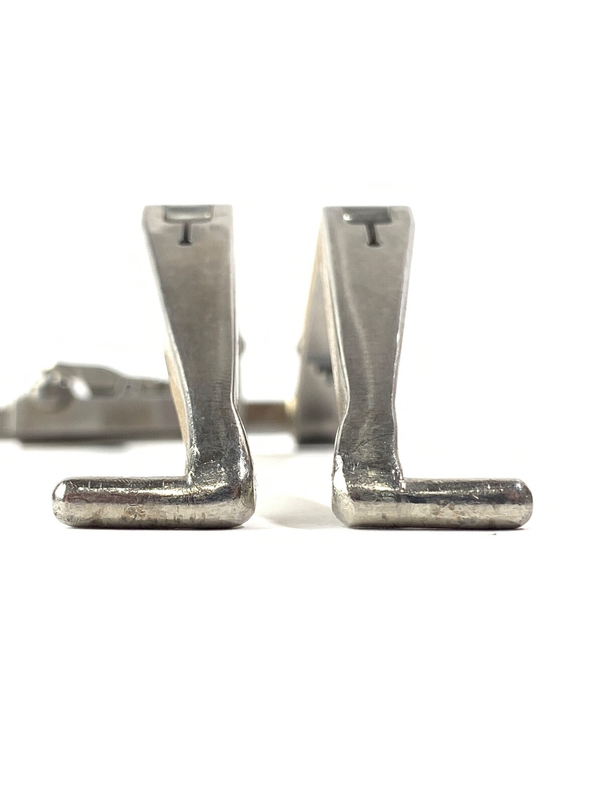 Stryker screw head Distractor
