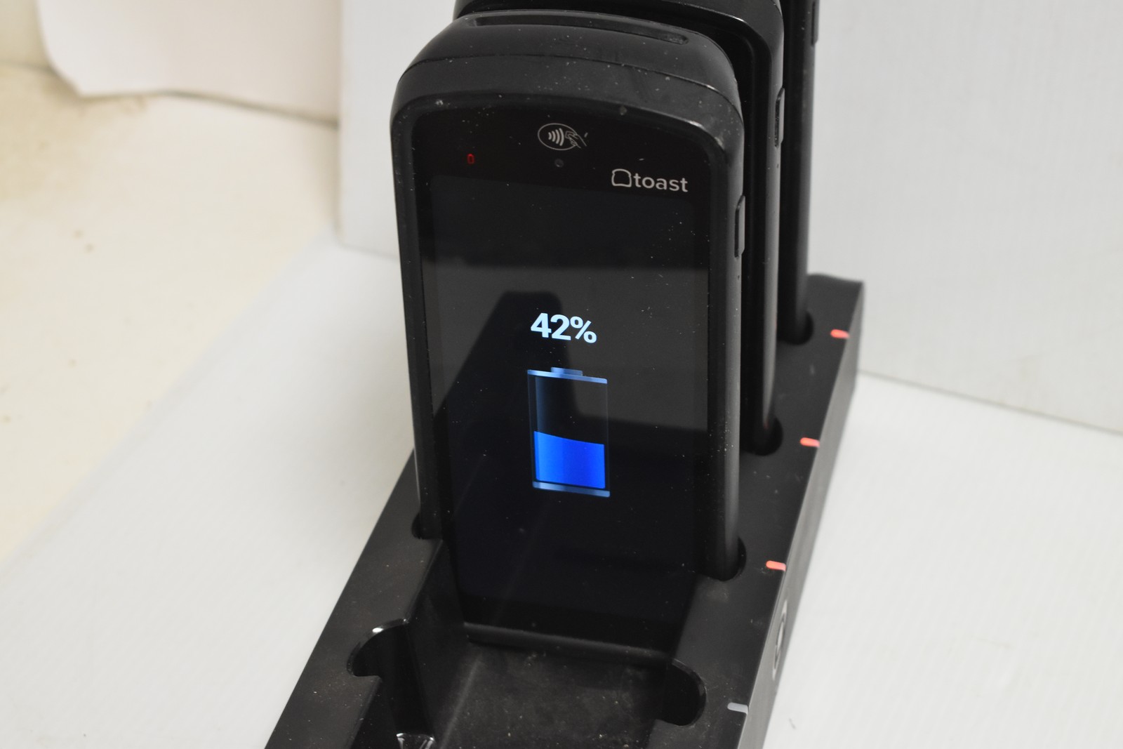 Toast TG200 Handheld Tablets and DTC200 Dock (PQD17)