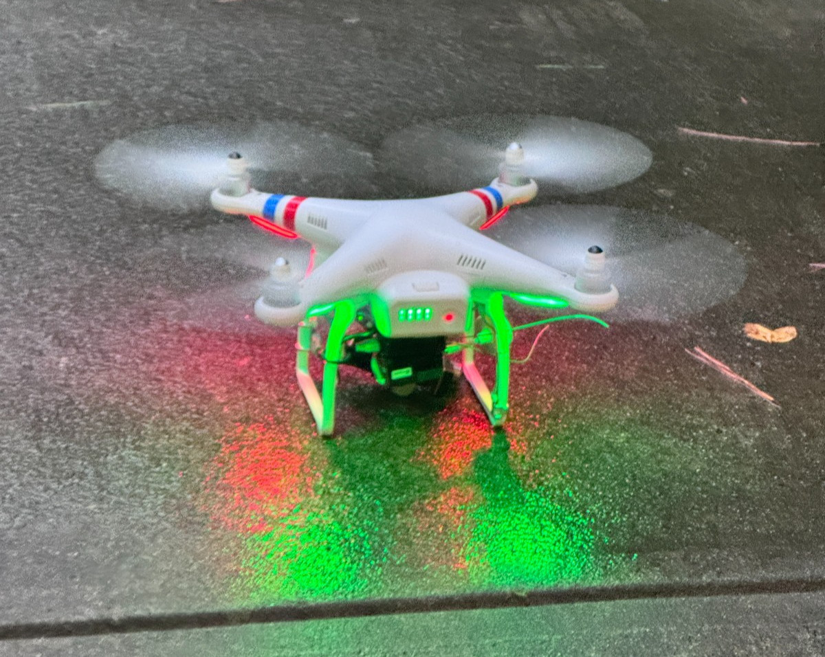 DJI Phantom 2 Drone w/Zenmuse H3-3D Gimbal•Controller•Battery•Props•Accessories