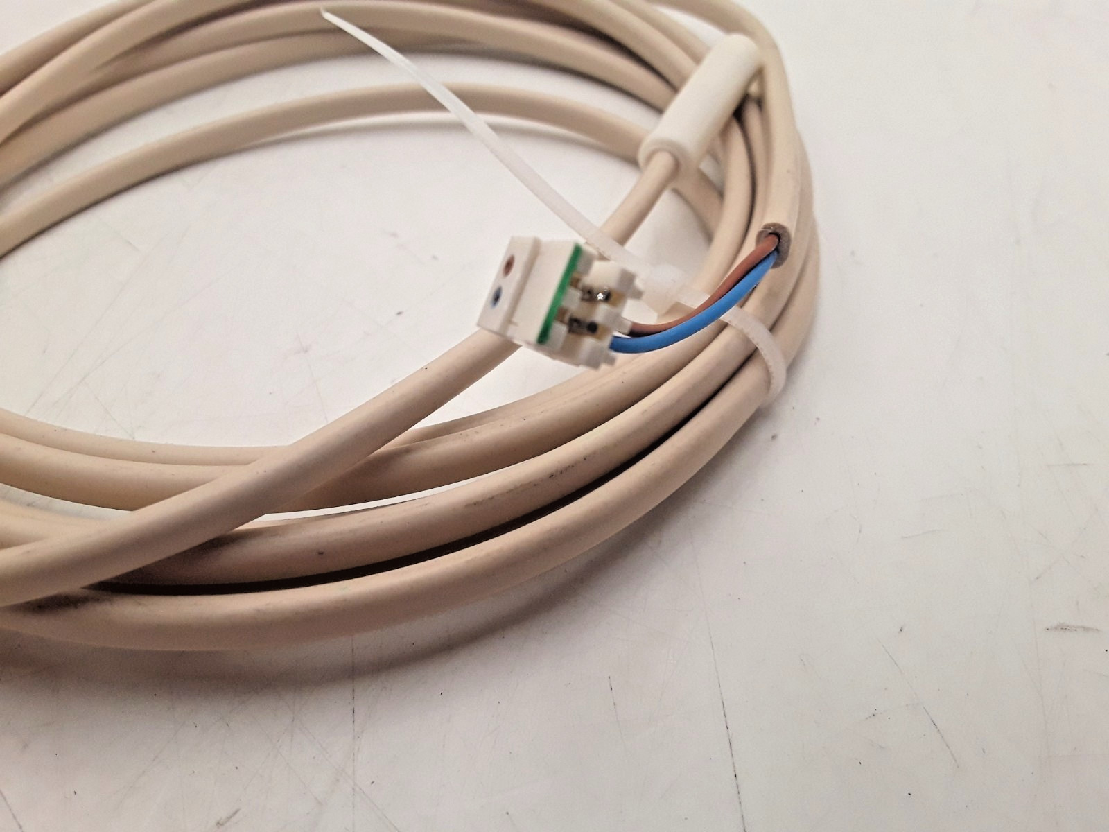 Dan Foss | Model: 077f8798 | 11.6" Temperature Control Sensor - Biege