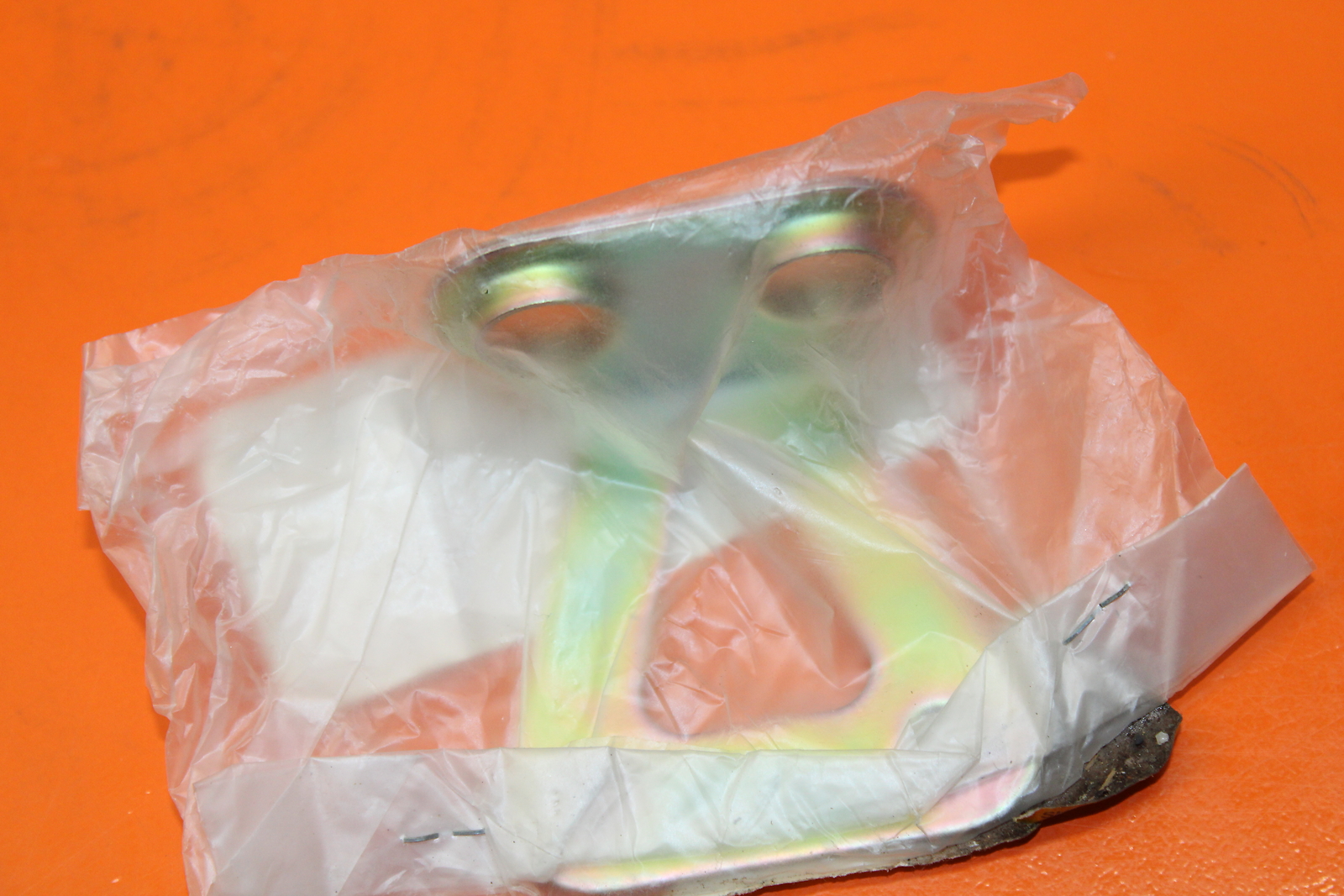 WINDSHIELD STAY 3 NOS 8AB-77127-00-00