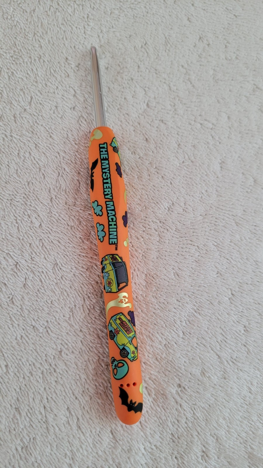 Preowned Scooby-Doo The Mystery Machine Wooble Ergonomic Crochet Hook