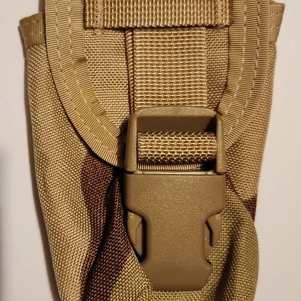 NEW USGI DCU 3 COLOR DESERT CAMO MOLLE FLASHBANG GRENADE UTILITY POUCH