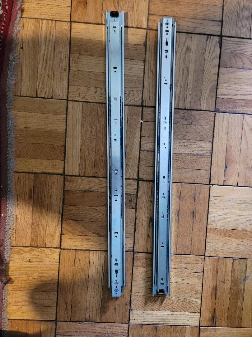 Set of 2 Accuride C 3832-E28D 4KRW4 28″ Drawer Slide Zinc Plated 100 Pound