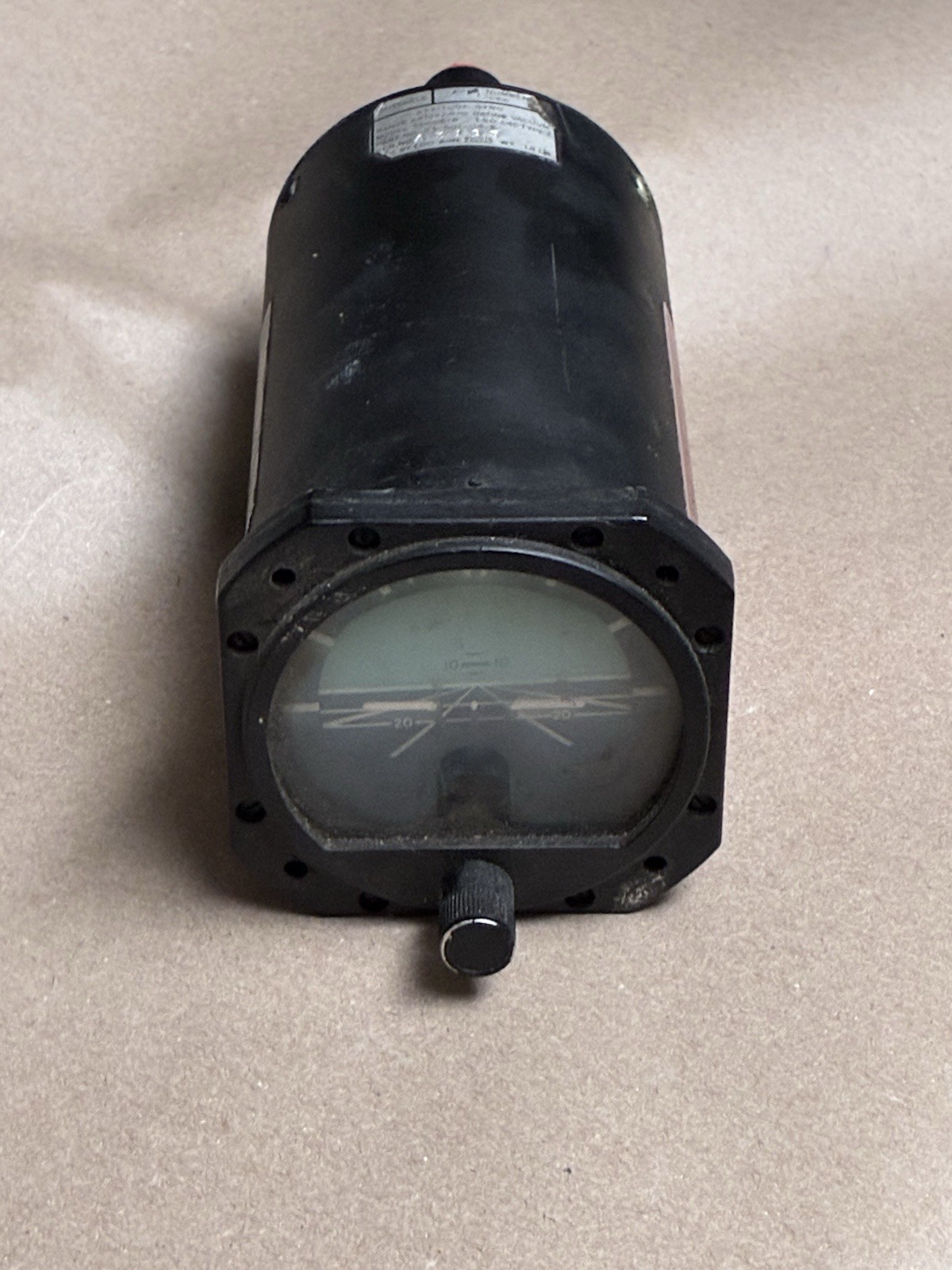 ATTITUDE GYRO PN 23-501-04-2 PN 52D66 MITCHELL EDOAIRE 5000E-8