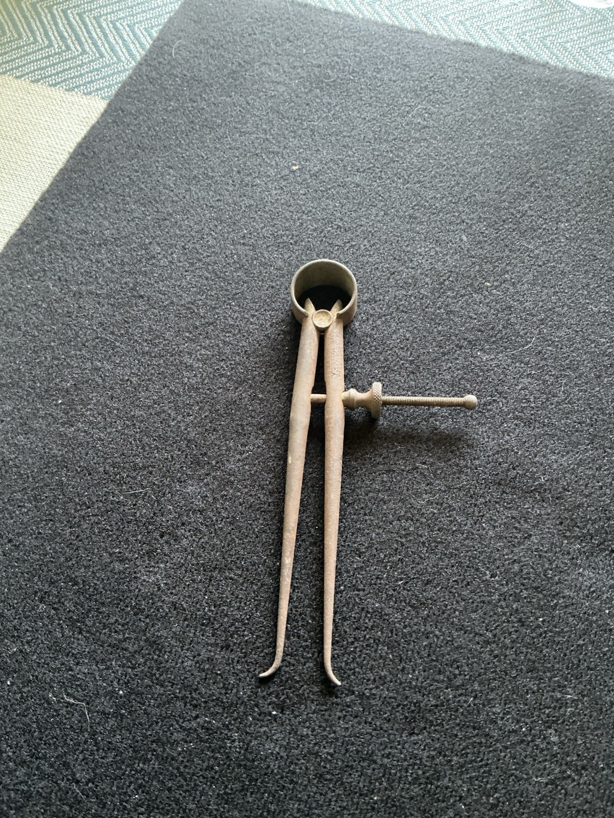 Vintage L.S. Starlett Inside Machinist Compass Caliper Tool
