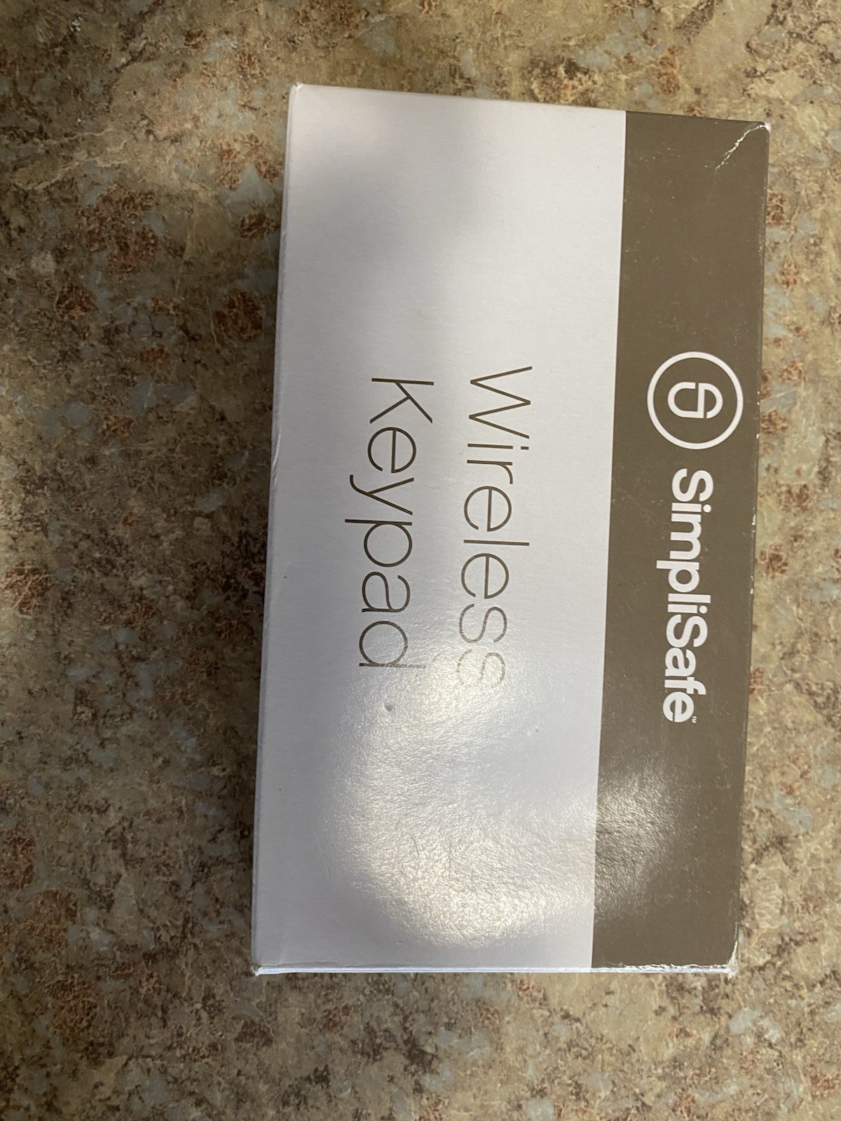 SimpliSafe Gen 3 Security System 16 Entry 3 Glass Break Keypad Base Remote