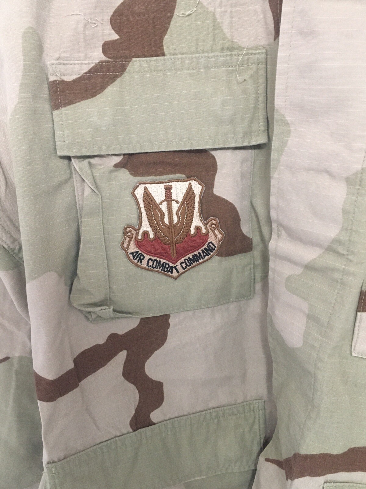 USAF Air Force Desert Camo Coat Jacket Air Combat Command Patches Size Medium