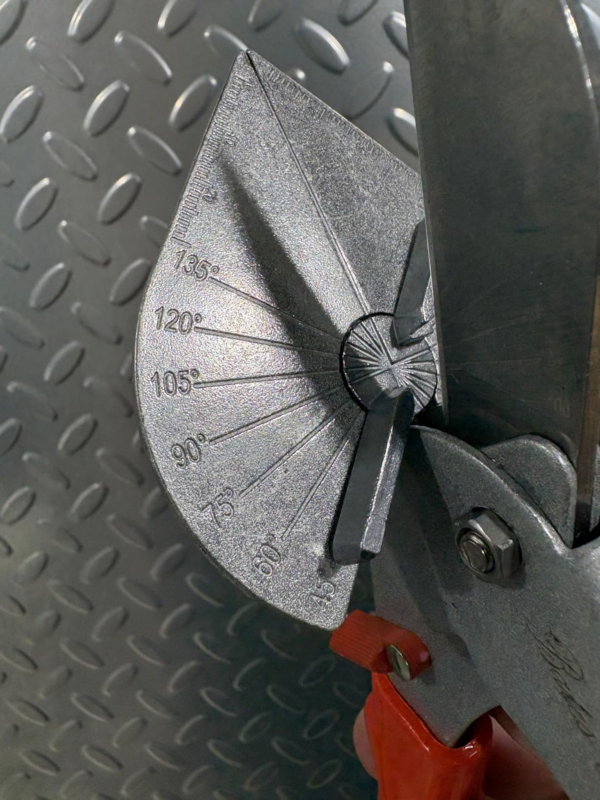 Multi Angle Miter Shears, Adjustable at 45 To 135° Safety Lock Cutting Tool