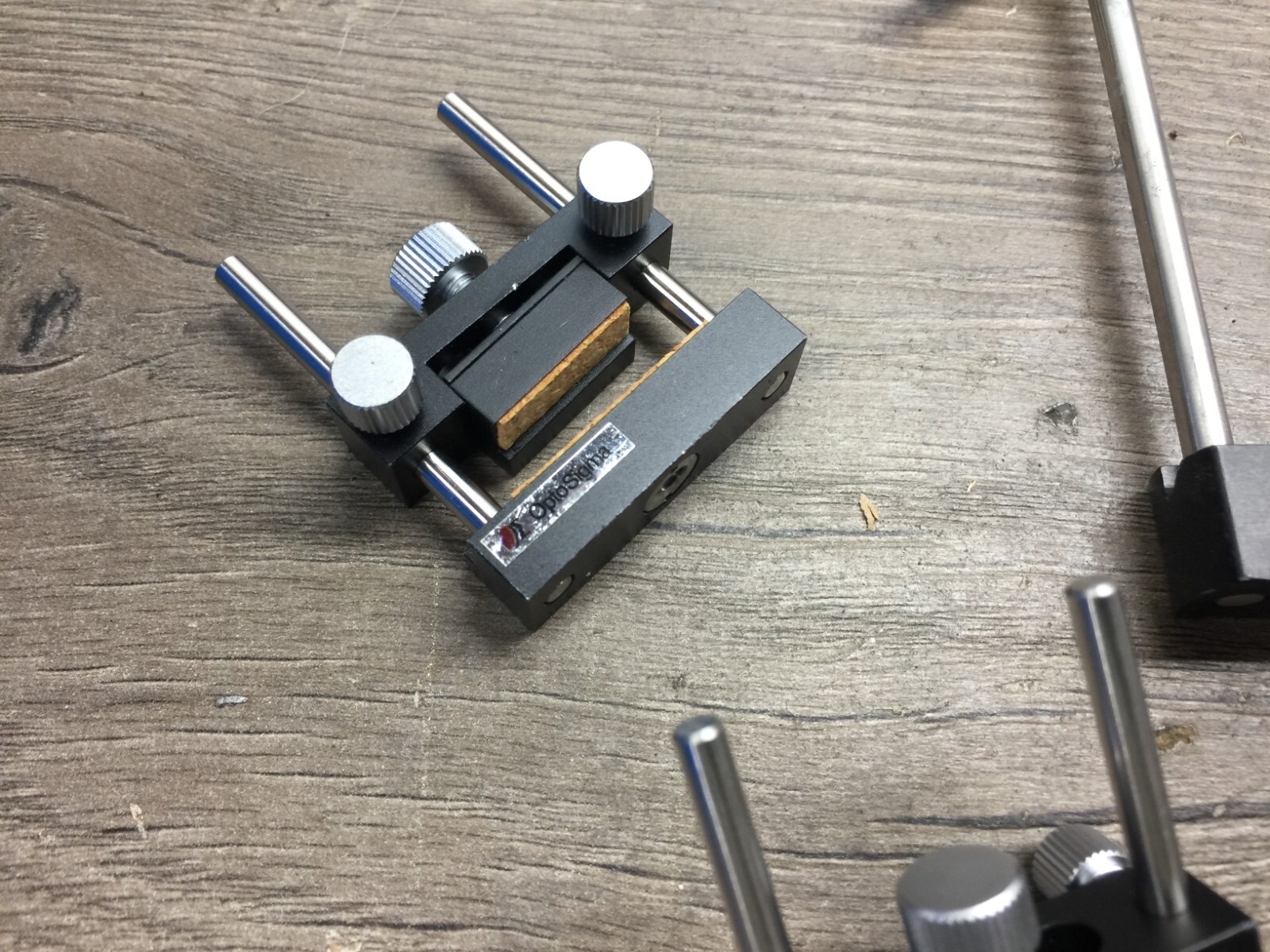 OPTO SIGMA THOR LABS OPTICAL LASER COMPONENTS