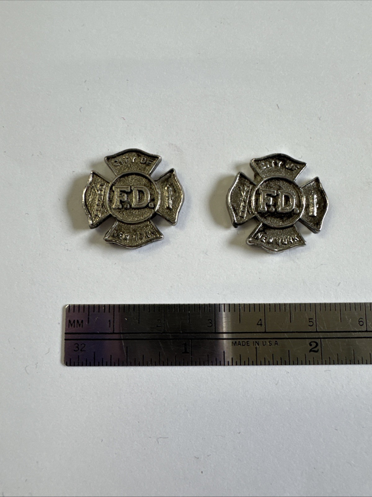 City Of NY F. Pin With Scramble Pewter - Fire Dept Collar Pin - New