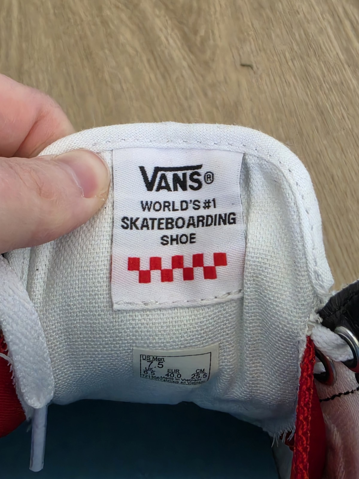 Vans White Skateboarding Shoes Men's US Size 5 Medium Width Off The Wall