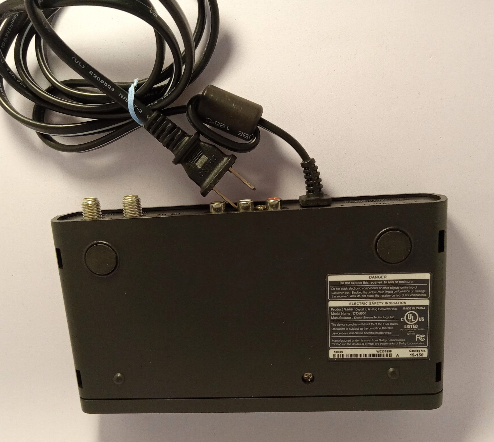 Digital Stream Technology Digital to Analog Converter Box DTX9950 No Remote