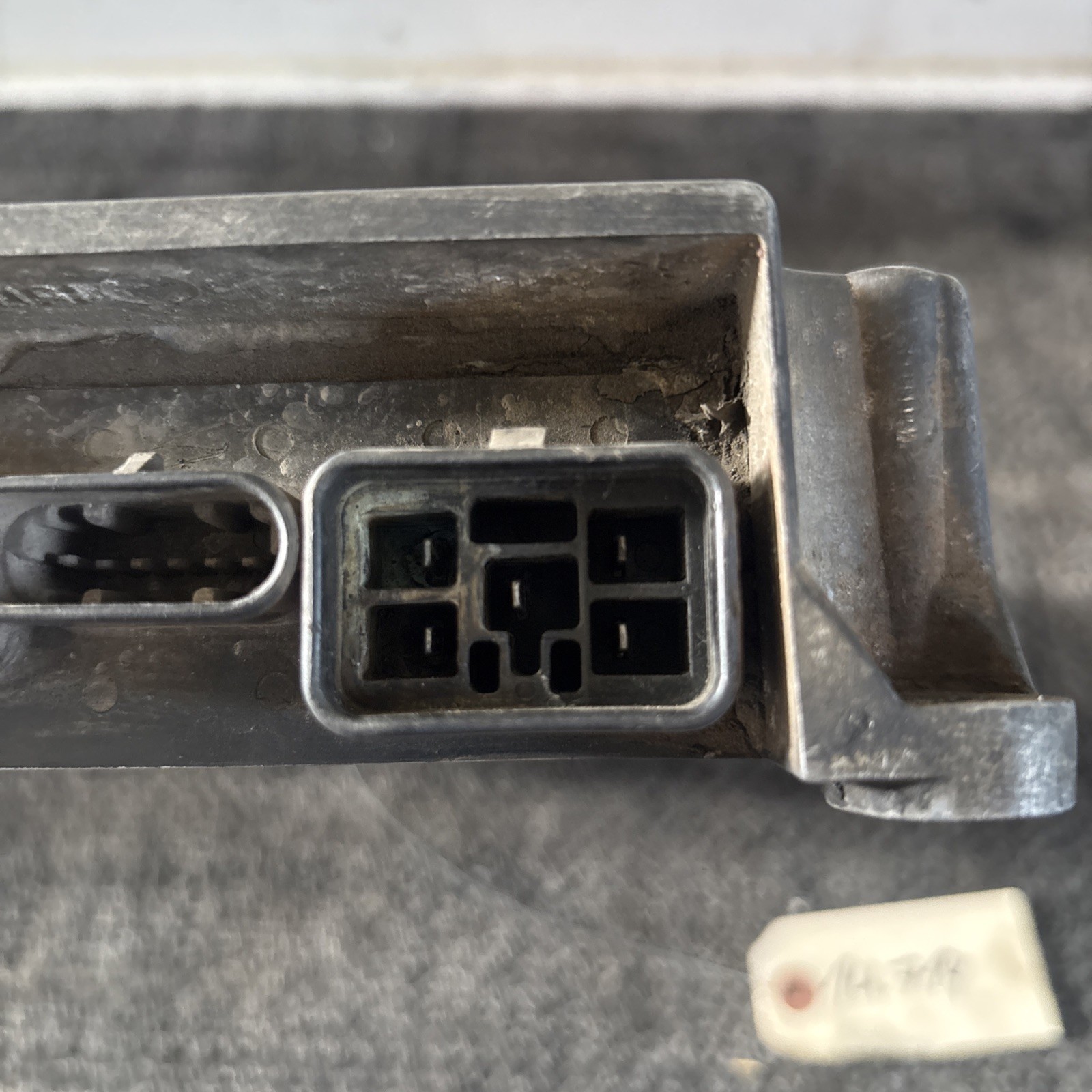 DETROIT DDEC III ENGINE CONTROL MODULE P23548553