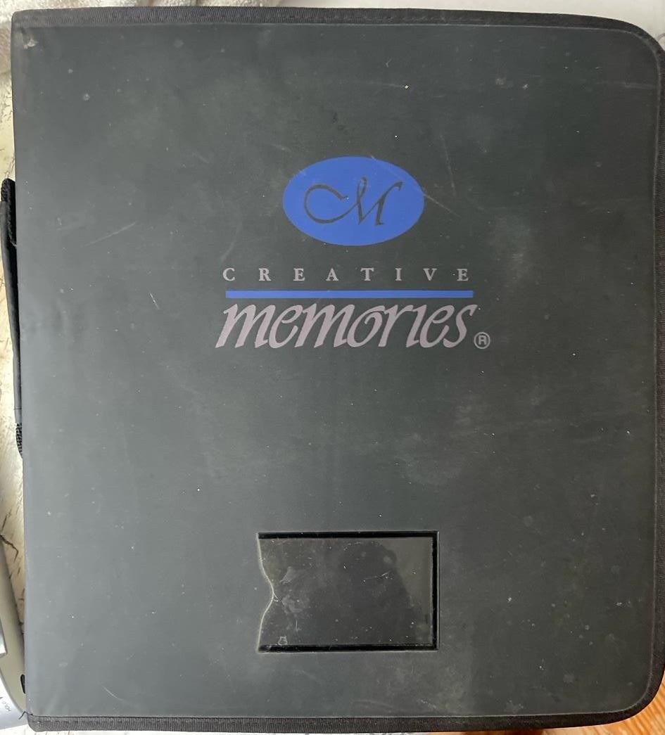 2001 Creative Memories Zipper Binder w 20  Protectors 6 dividers & stickers