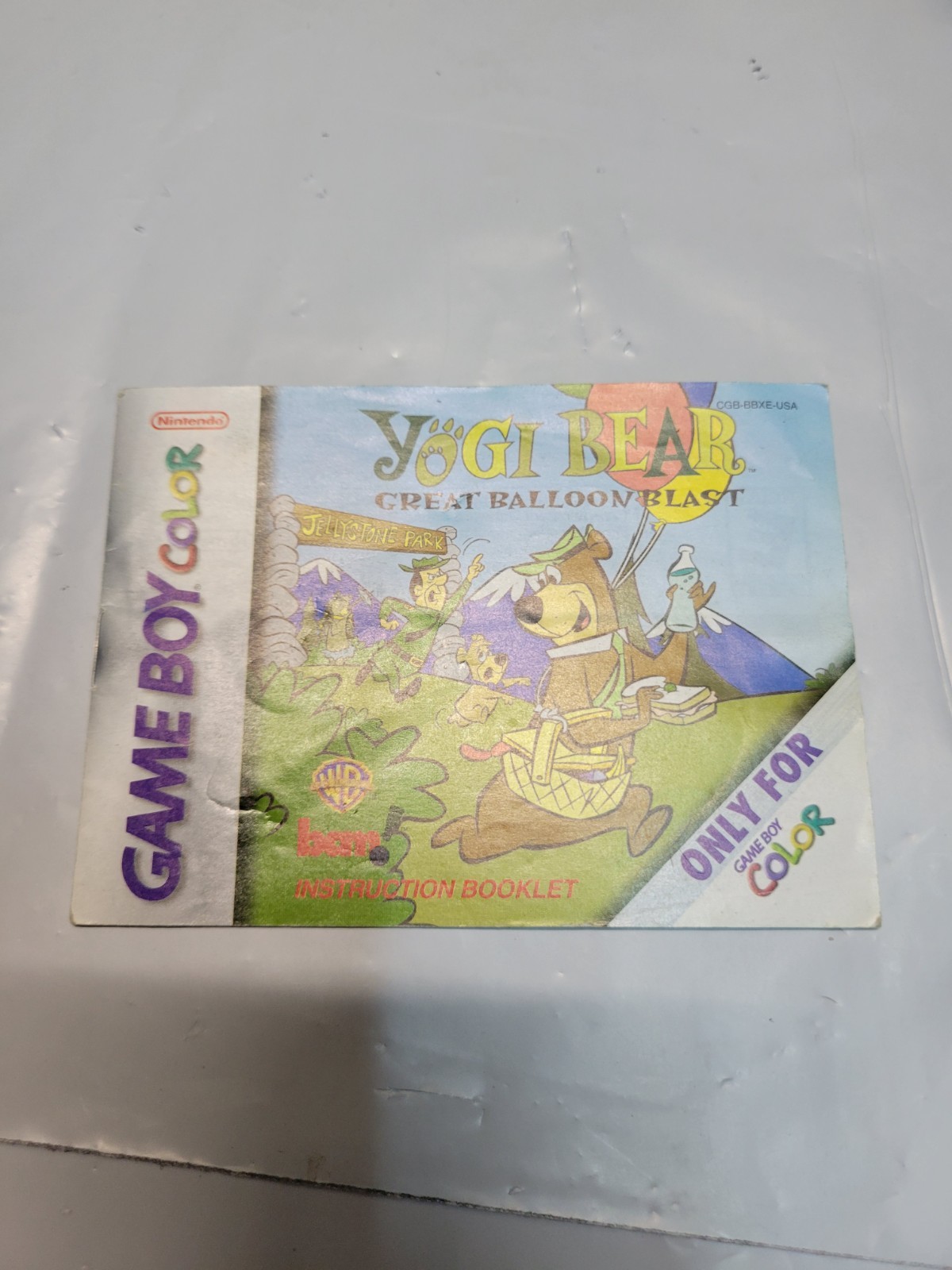 Yogi Bear Great Balloon Blast - Gameboy Color - Manual only