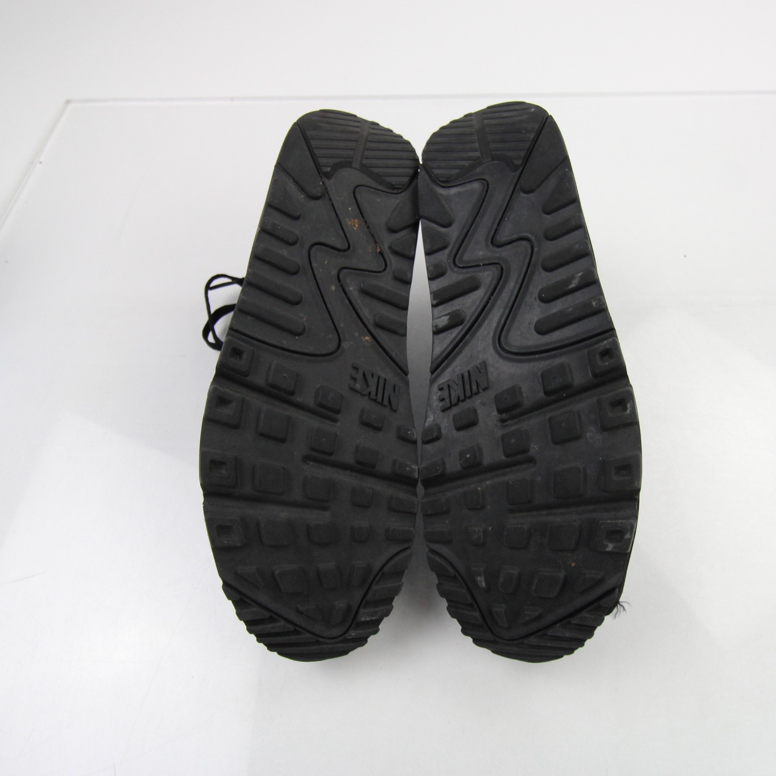 Nike Air Max Running & Jogging Shoes Men's Black Used 9.5