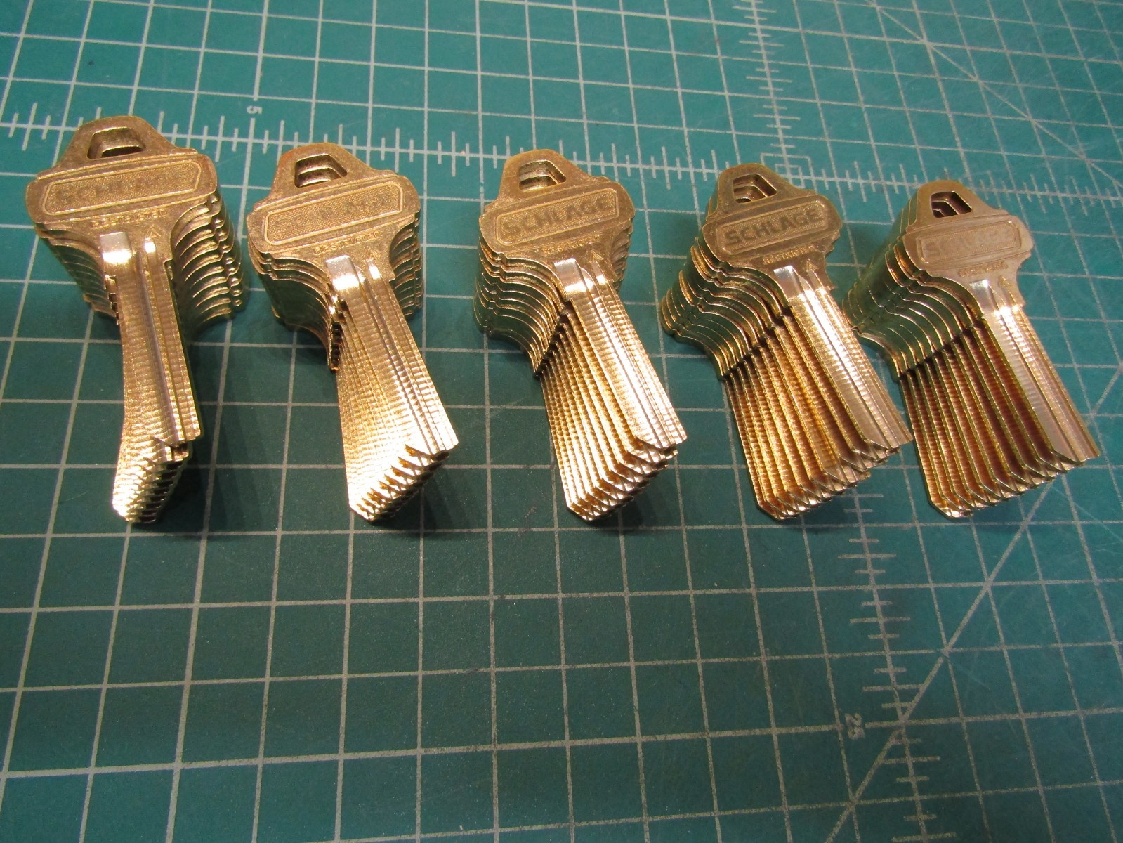 50 – SCHLAGE EVEREST B125 Key, E02675. NEW – Out of the original Box