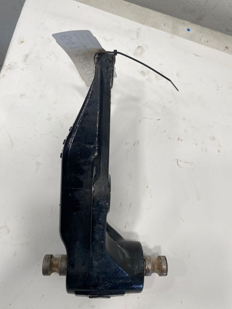 2016 Peterbilt 579 Suspension Bracket (641-12500)