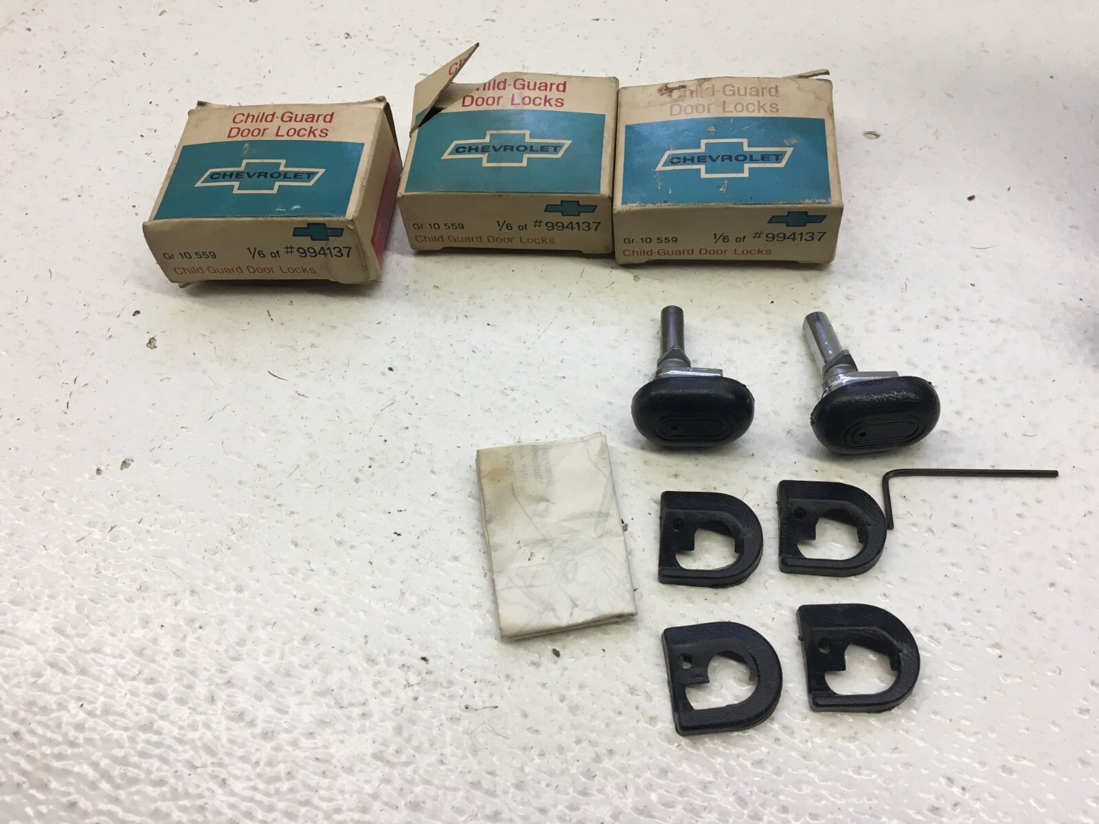 NOS 1971-76 (3) Child Door Safety Locks Buick Cadillac Chevy Olds Pontiac 994137