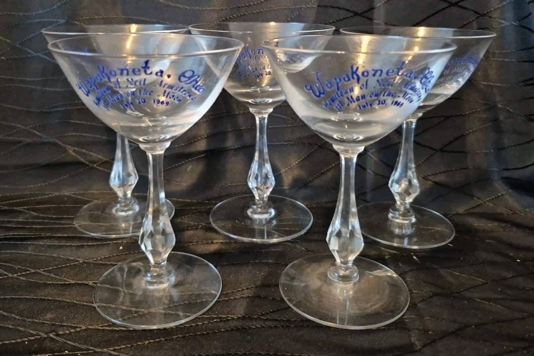 Vintage Apollo 11 Moon Landing Glasses Set of 5 Neil Armstrong Wapakoneta Ohio