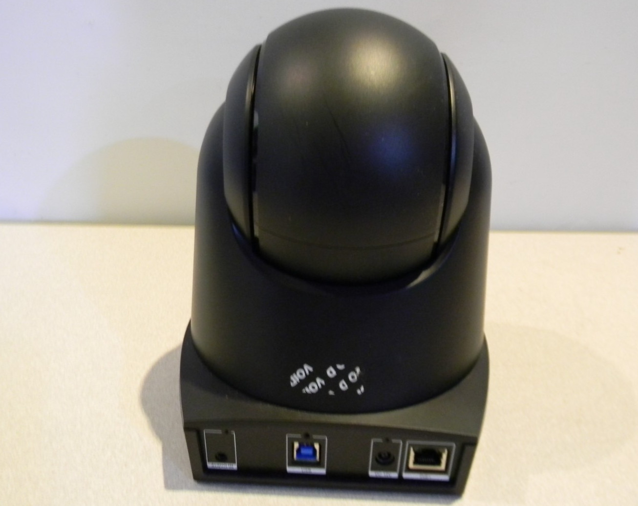 Aver DL30 Auto Tracking Distance Learning Camera TESTED