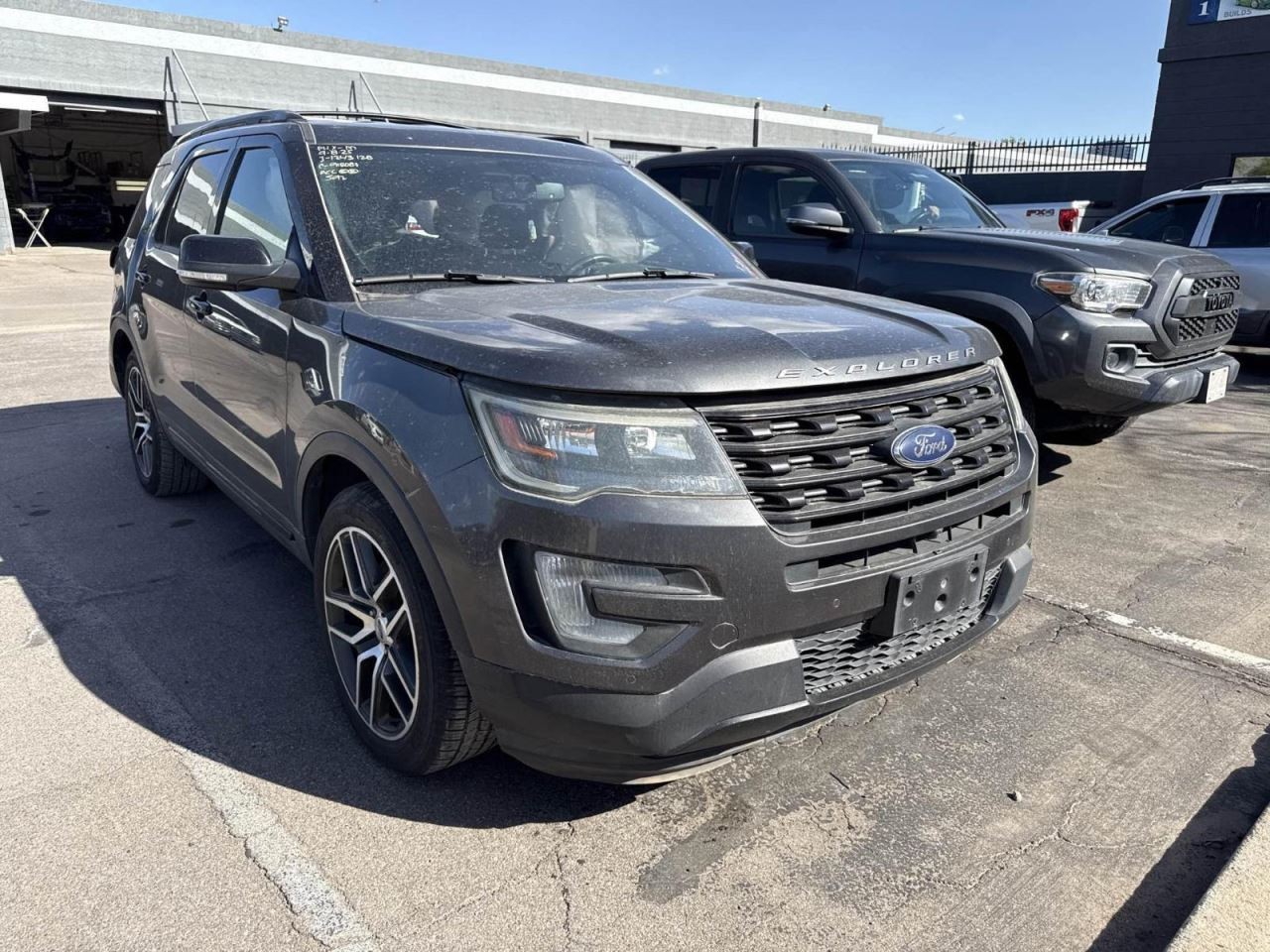 Driver Left Front Spindle/Knuckle Fits 11-19 EXPLORER 2496334