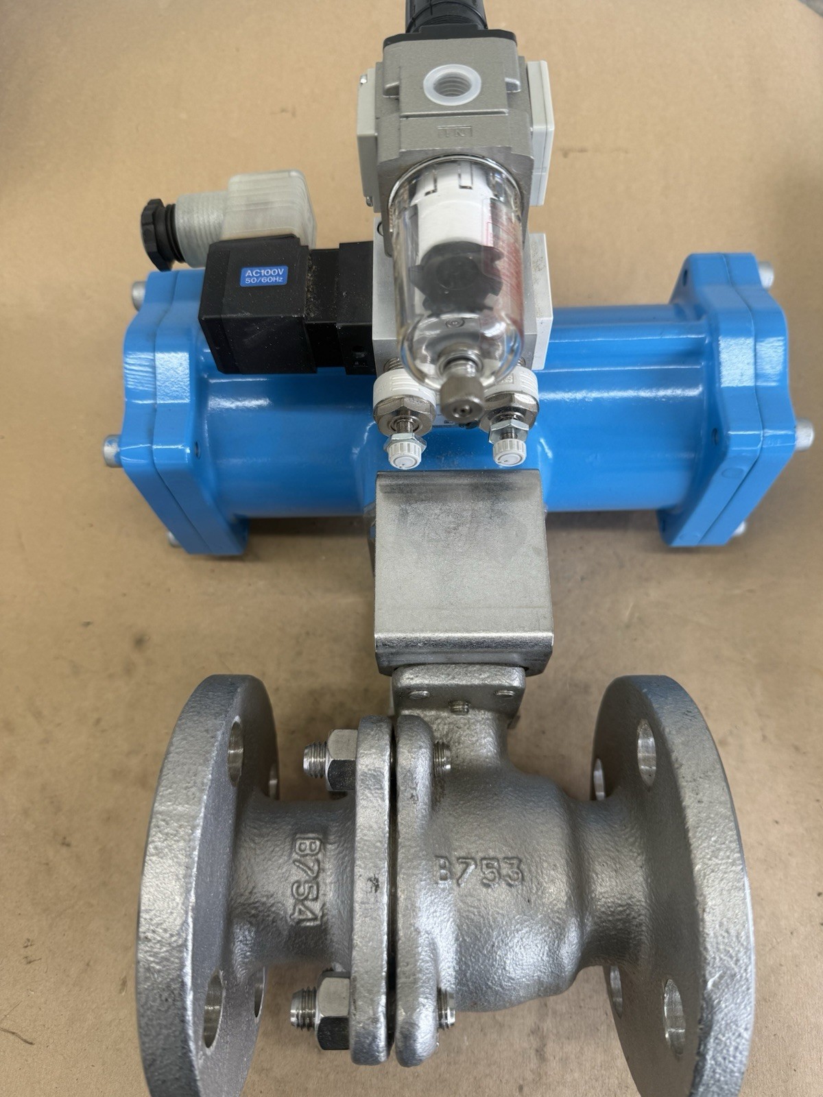Hisaka Works AD07N Double Acting Actuator