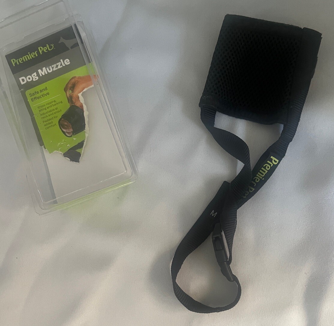 Premier Pet Size M Dog Muzzle Constraint Mouth Open Box