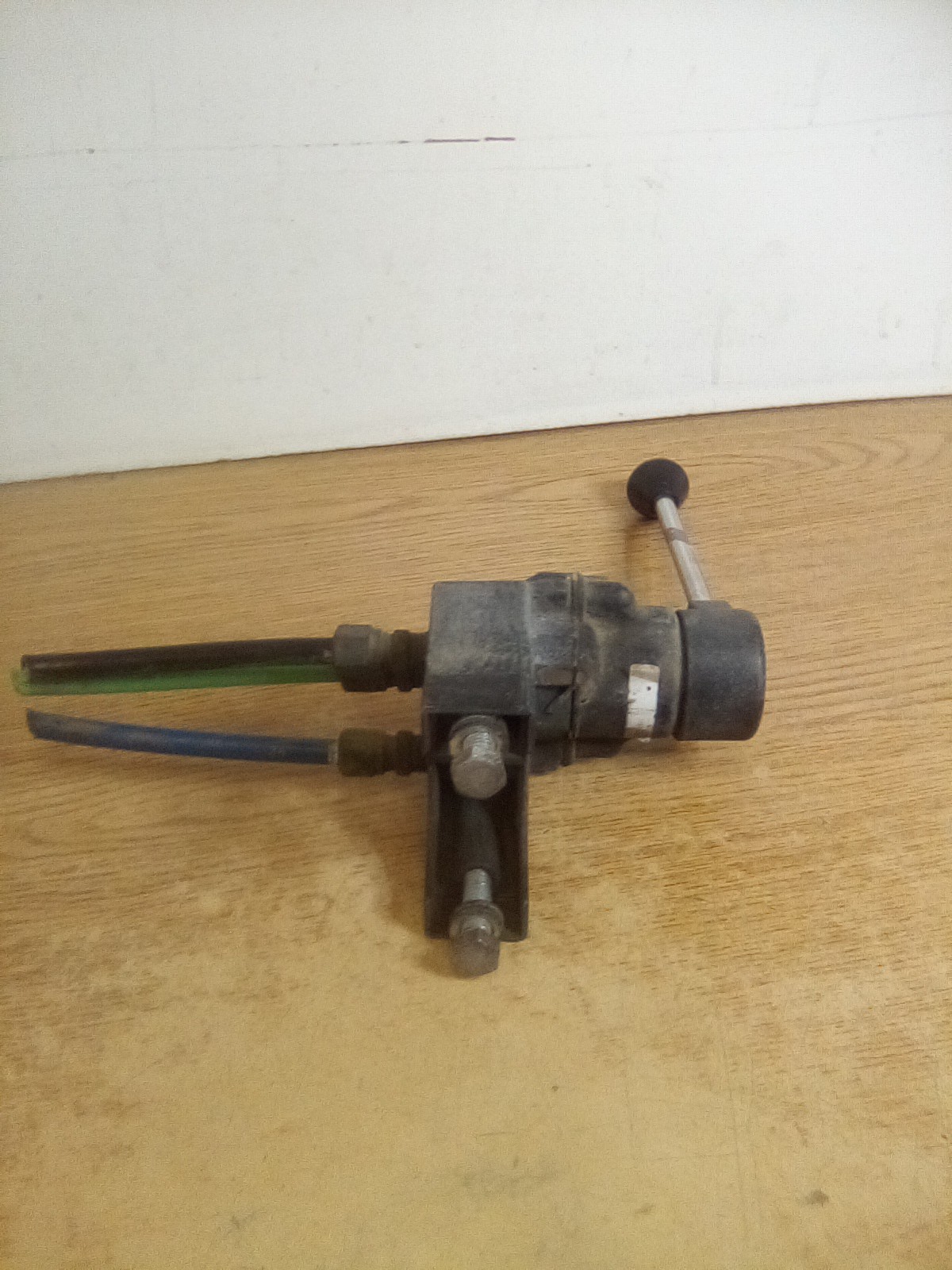 Peterbilt 379 K295-69 Trailer Brake Valve