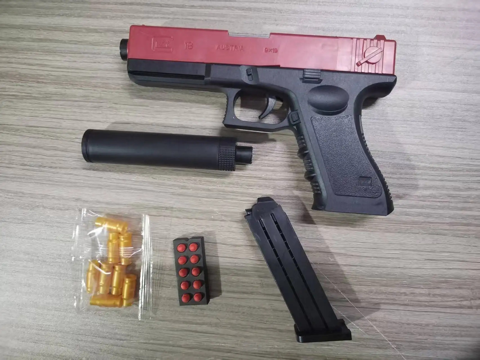 Shell Ejecting Glock 18 Soft Bullet Desert Eagle Hard Bullet Toy Gun Set