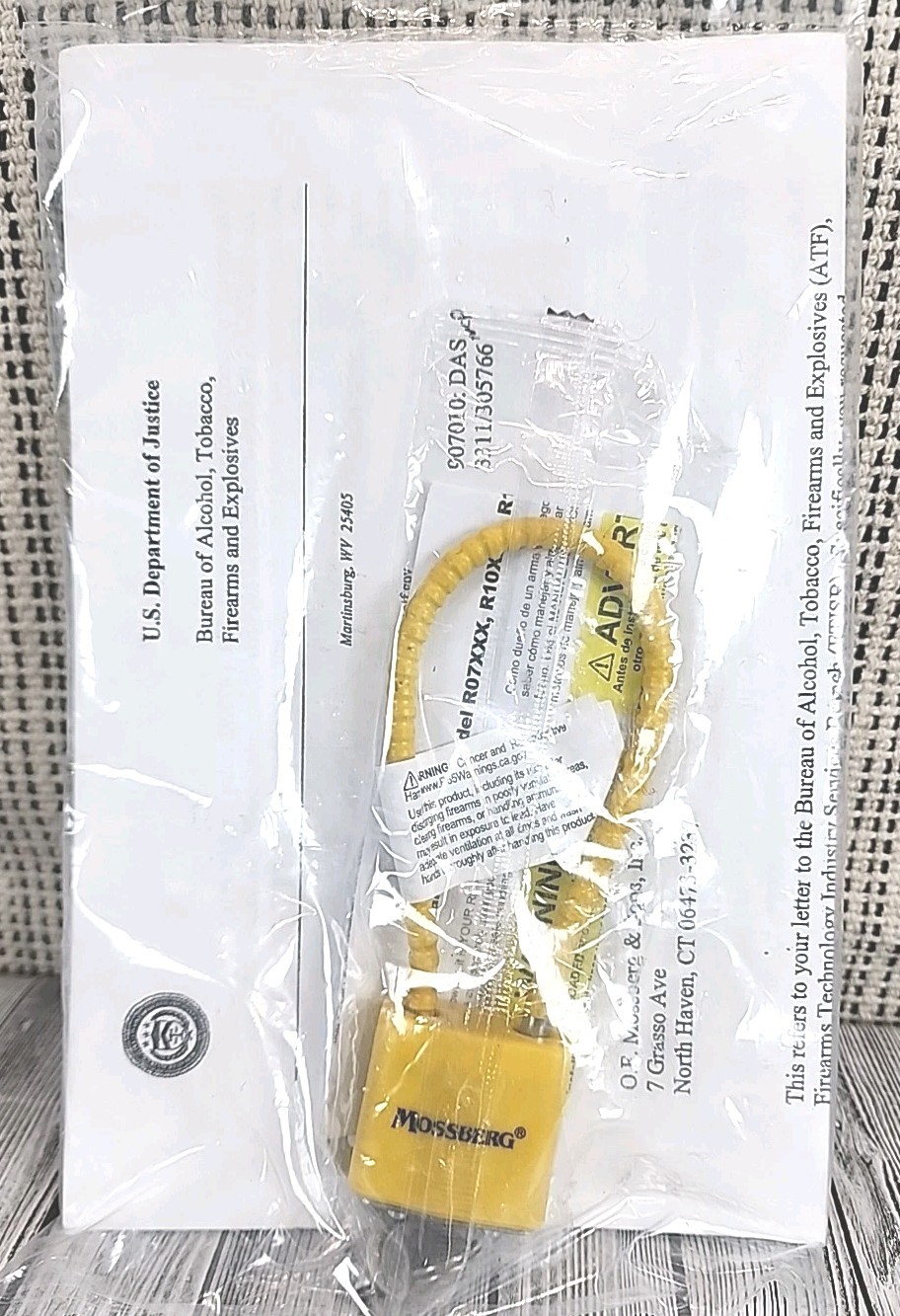 New Mossberg Gun Firearm Cable Lock with Keys 5" Long Yellow R10SC3