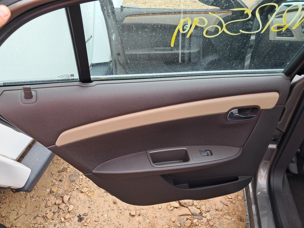 MALIBU 2010 Glove Box 4808760