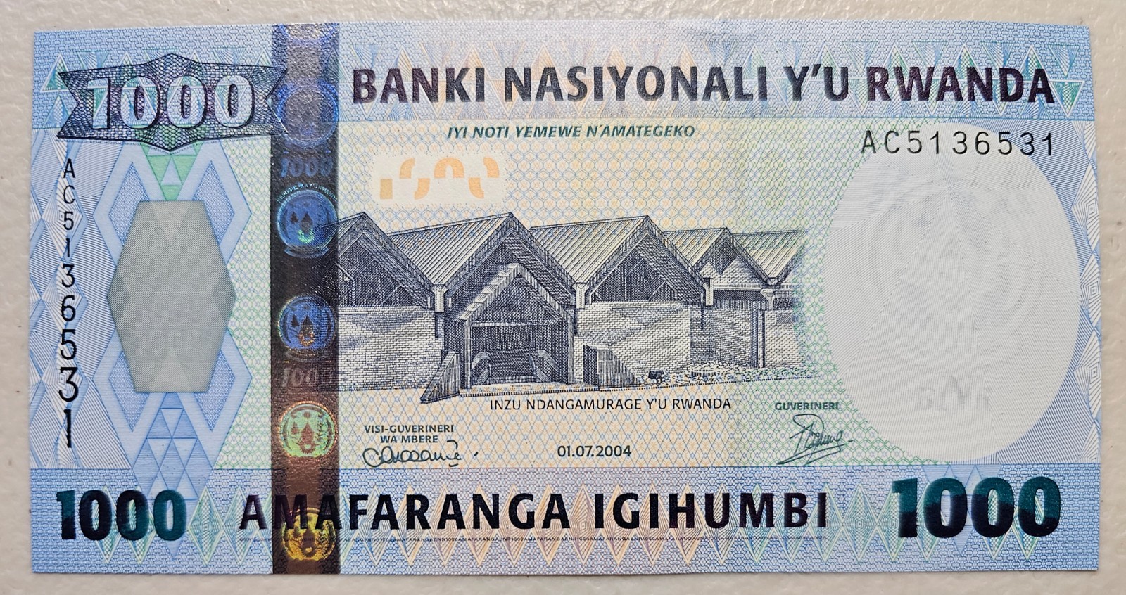 Rwanda 1000 Francs 2004 Unc