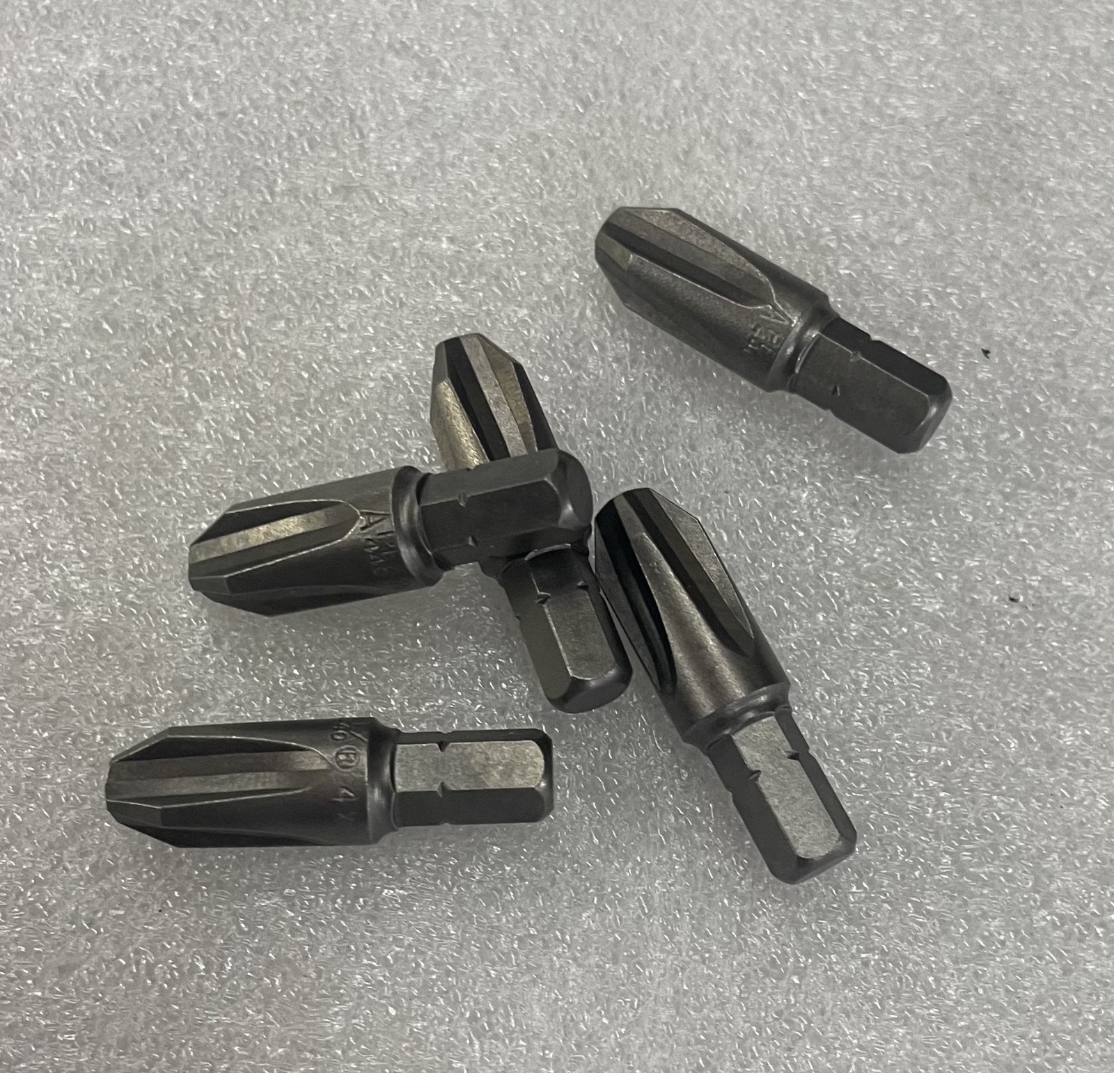 Apex 440-4X 1/4" Philips #4 Hex Insert Bits - Pack of 5