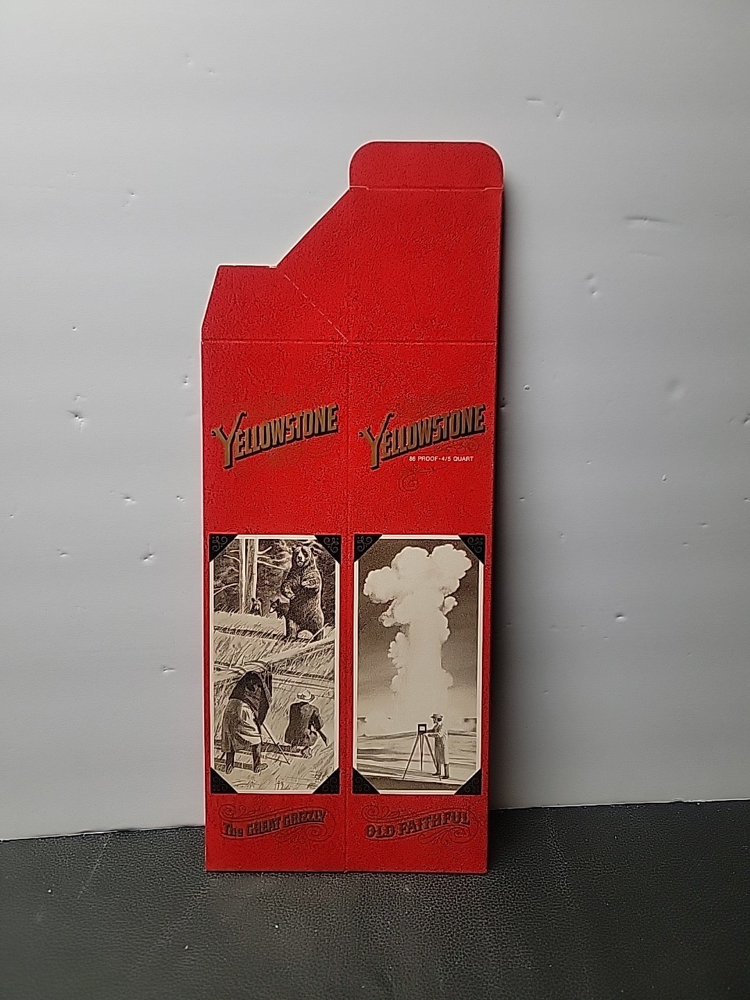 YELLOWSTONE KENTUCKY STRAIGHT BOURBON Bottle Box / 1872-1972 / NOS / 0325-tb1