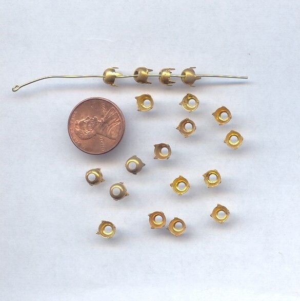 36 VINTAGE BRASS 4 PRONG 5mm. ROUND CUPPED HOLED SETTINGS 1582