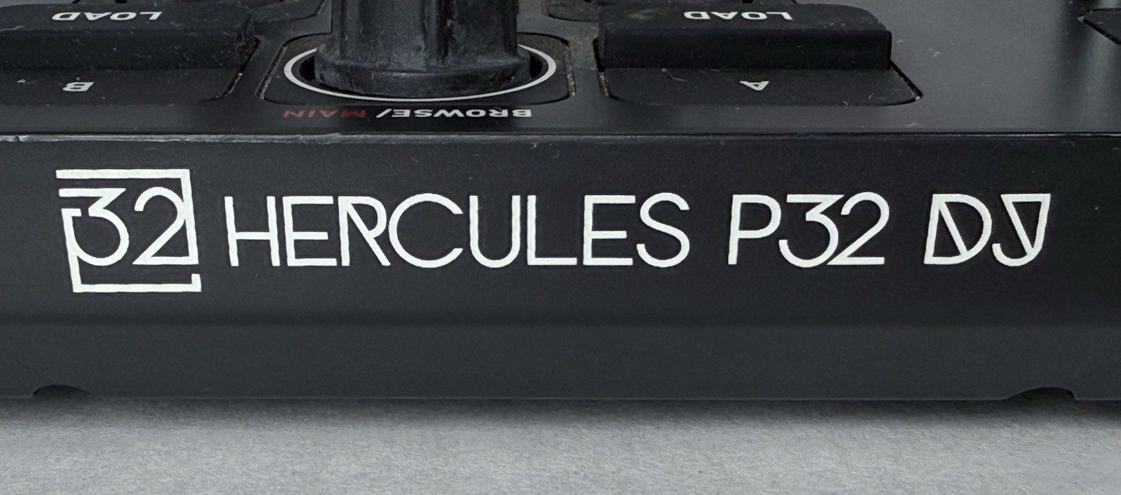 Hercules P32 Advanced DJ Controller DJCONTROL-P32 Performance Pads USB Mixer