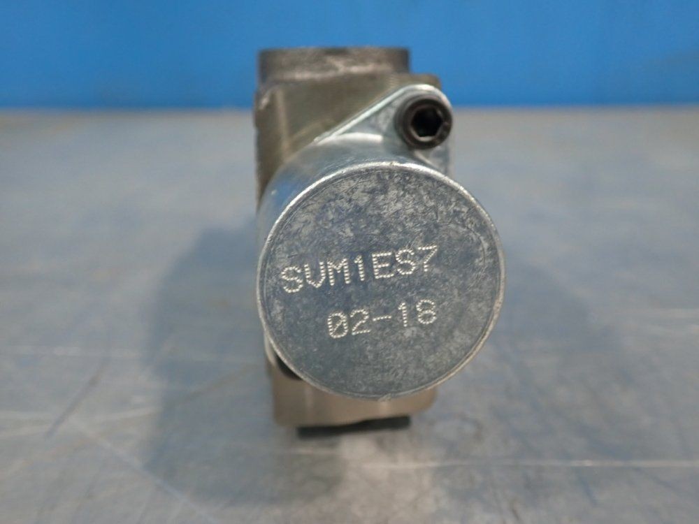 PRINCE SVM1ES7 DIRECTIONAL CONTROL VALVE 01260180006