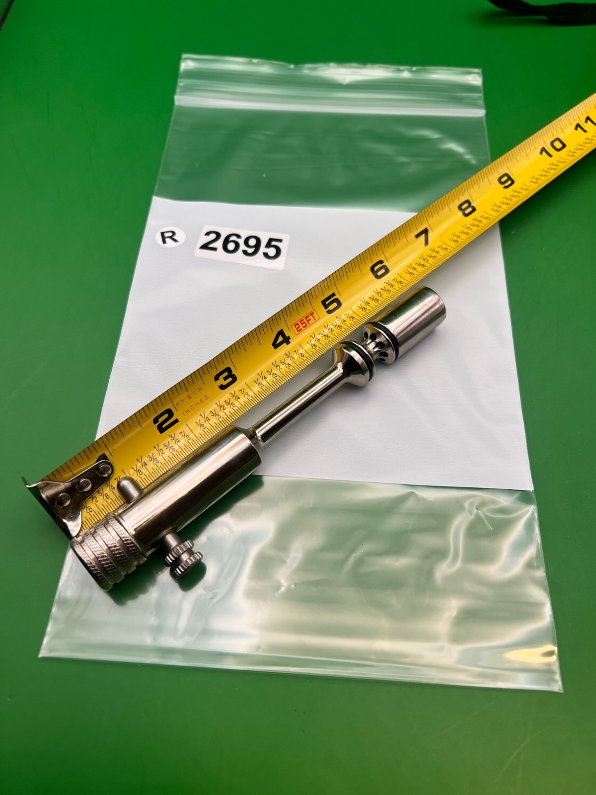 Autococker Bolt