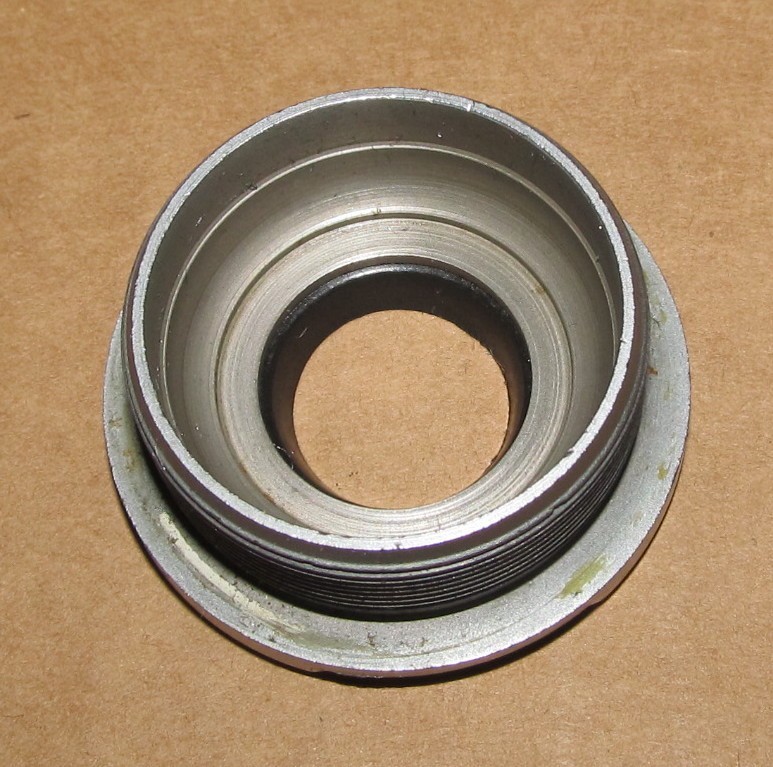 Kajita Fixed Bottom Bracket Cup 1.37" x 24t English Thread