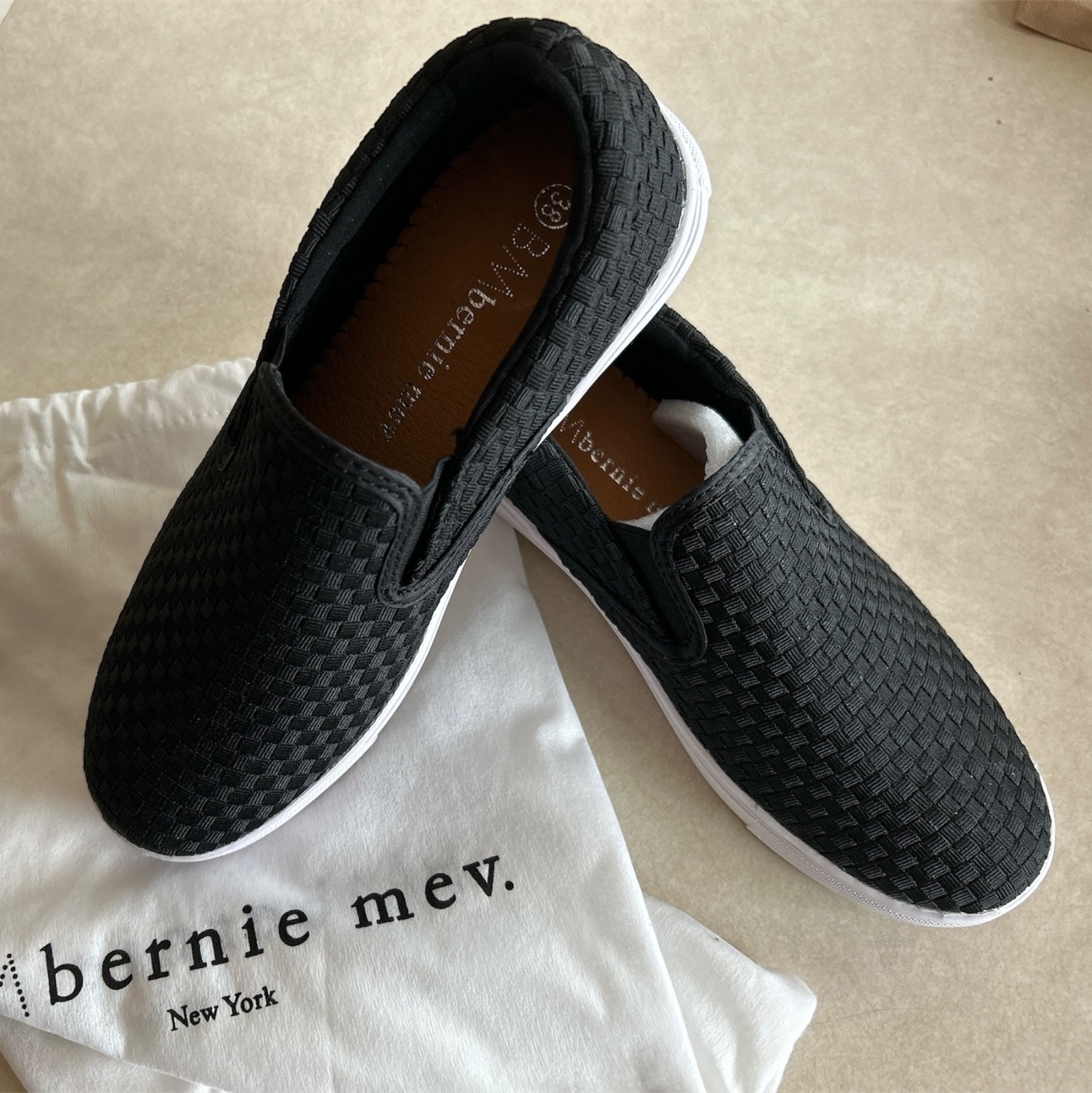 NEW Bernie Mev Verona Slip On Sneakers Women Euro 38 US 7 Black Woven Elastic