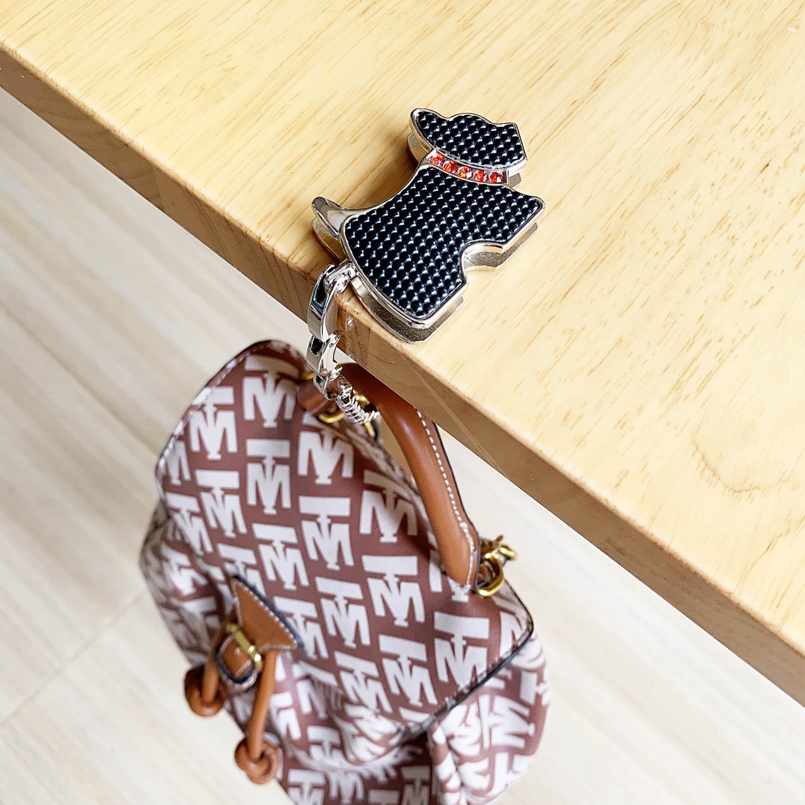 Purse Hooks for Table Bars Portable Handbag Holder Foldable Table Hook