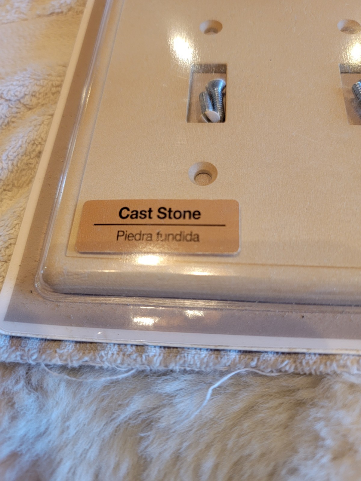 Hampton Bay 2 Toggle Wall Plate - Travertine SWP104-01. 2pk